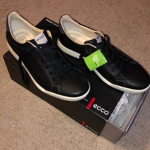 Never Worn Men’s Ecco Golf Shoes